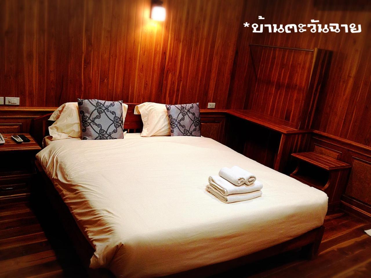 Baan Tawan Shine Surin Hotel Kültér fotó